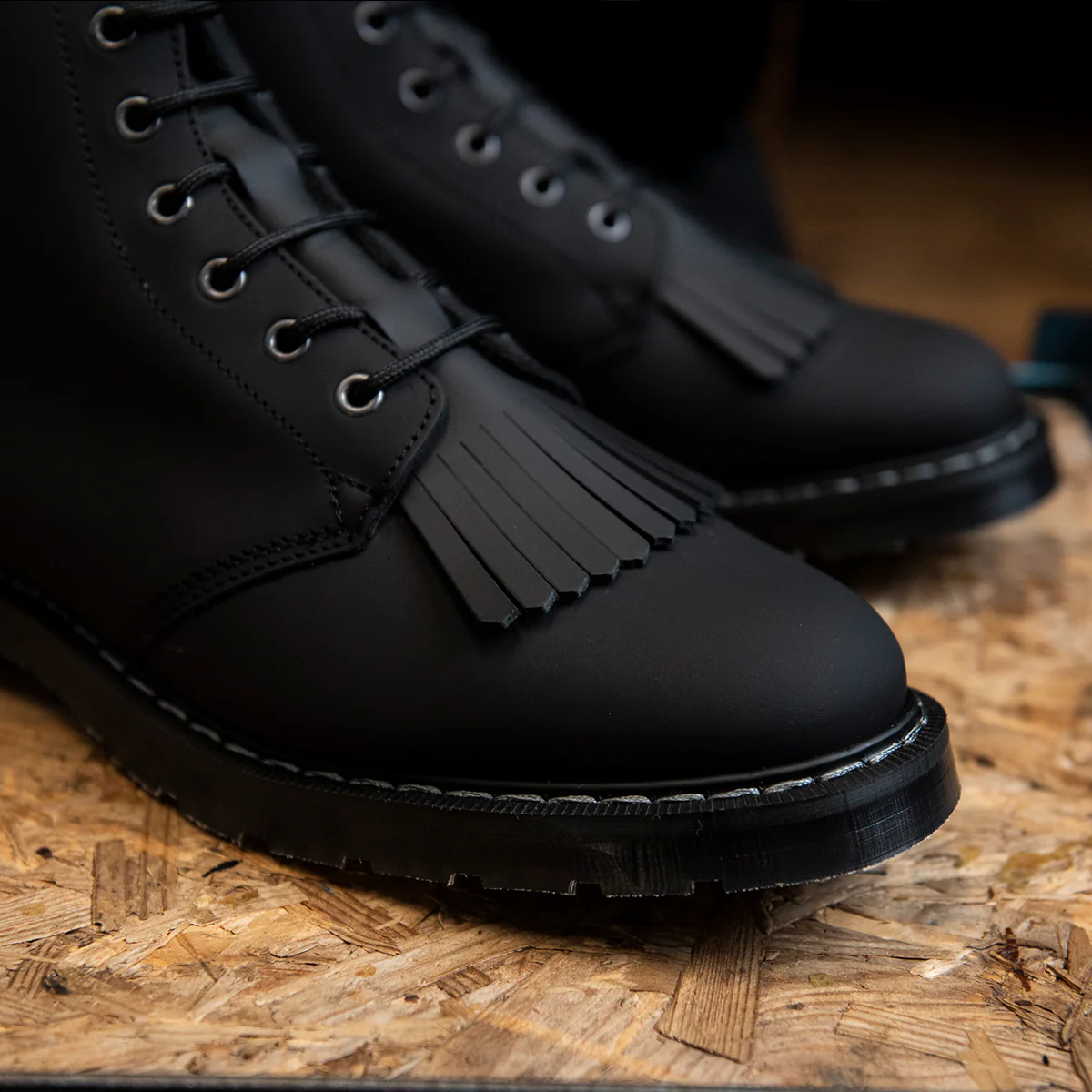 Black Greasy 6 Eye Astronaut Boot & Boot Kiltie - Image 4