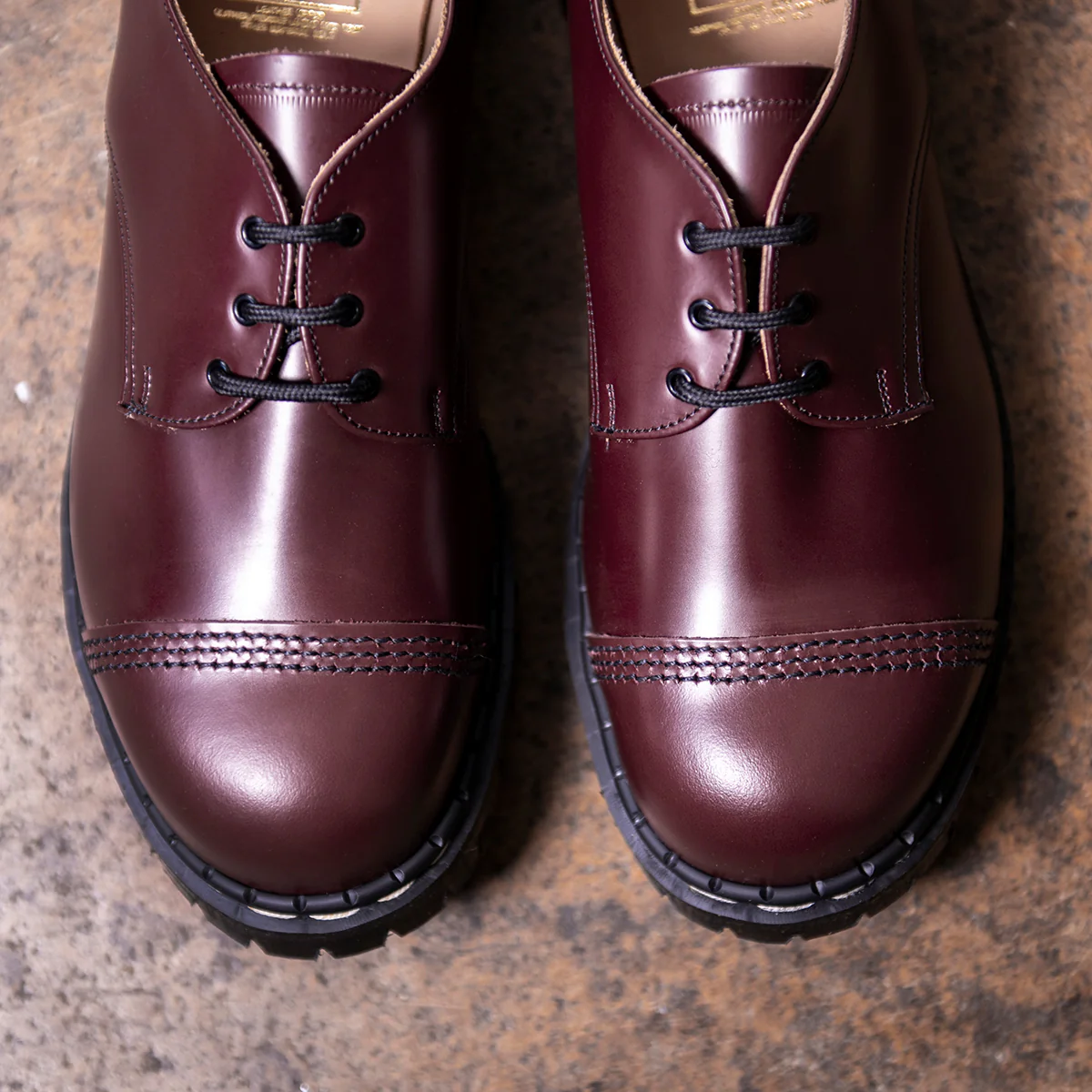Oxblood Hi-Shine Steel Toe Capped Gibson Shoe - Image 5