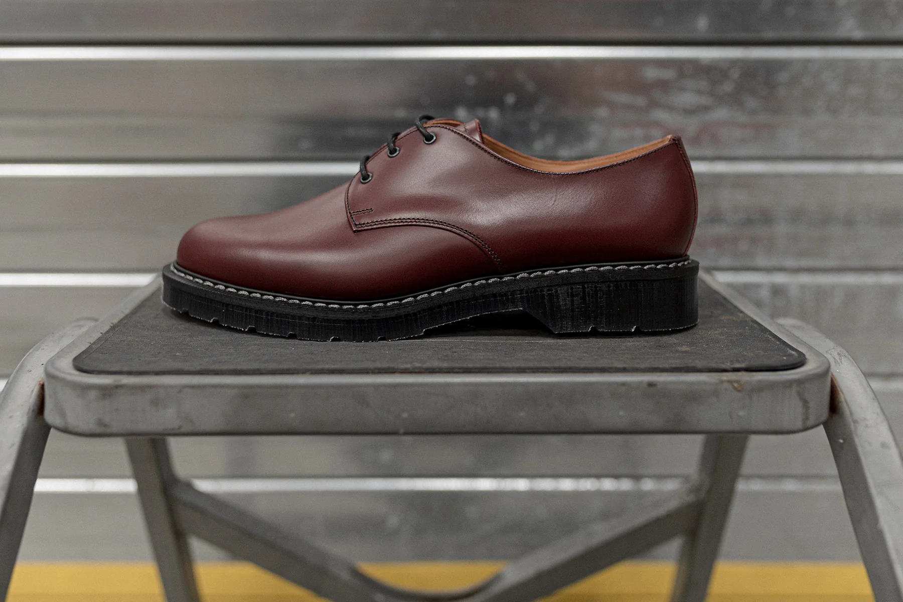 Oxblood Hi-Shine Gibson Shoe - Image 5