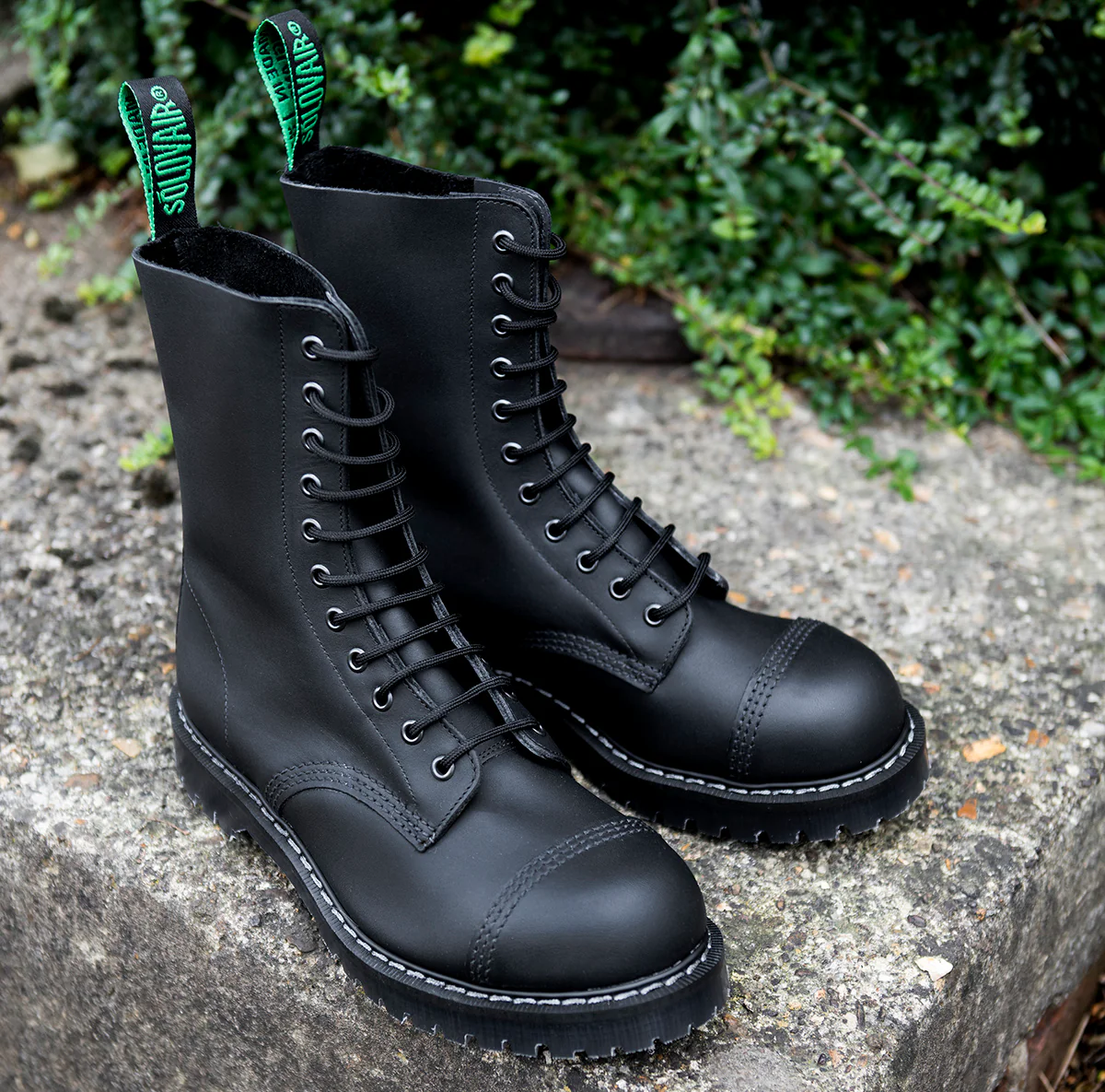 Black Greasy 11 Eye Steel Toe Derby Boot - Image 5